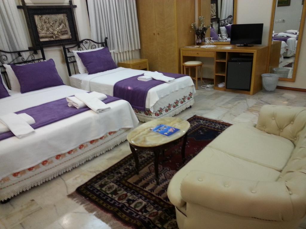 Antik Motel อาเลอเจอติ ภายนอก รูปภาพ